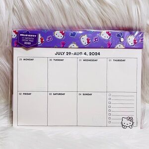 Hello Kitty 17 Month Weekly Desk Pad